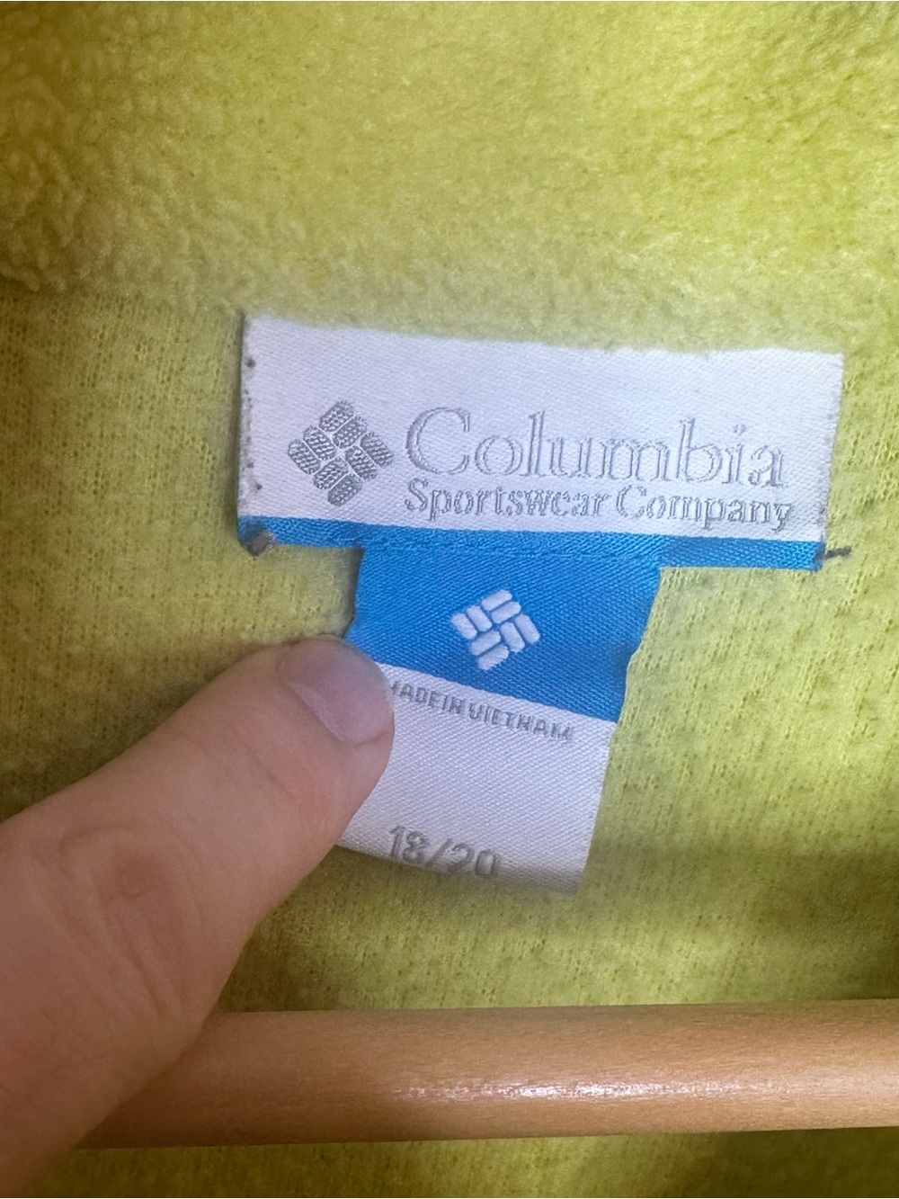 Columbia youth 18/20 XL Yellow Full-Zip Fleece Jacket - Picture 3 of 8